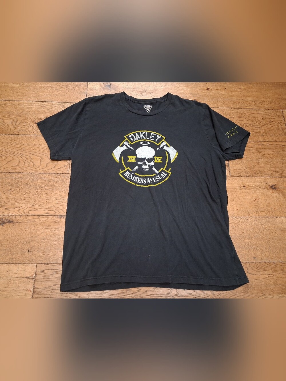 Vintage Oakley BUSINESS AS USUAL T Shirt XXL